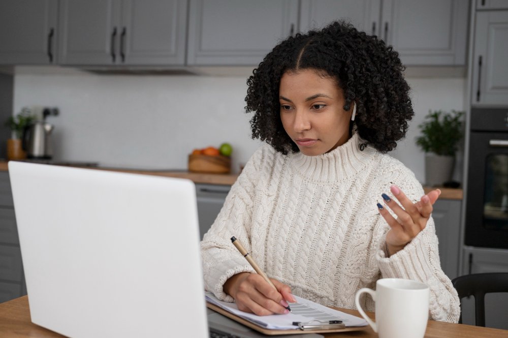 Comment créer un programme de formation en ligne qui performe : guide pratique pour entreprises africaines